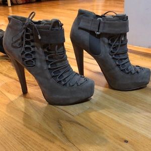 Velvet Angels vero cuoio tan lace up booties